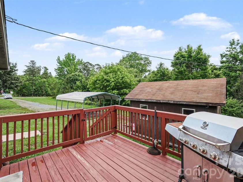 10882 Bowman Barrier Road, Mount Pleasant, NC 28124.  MLS# CAR4386559, YatesRealty ID 26872. 