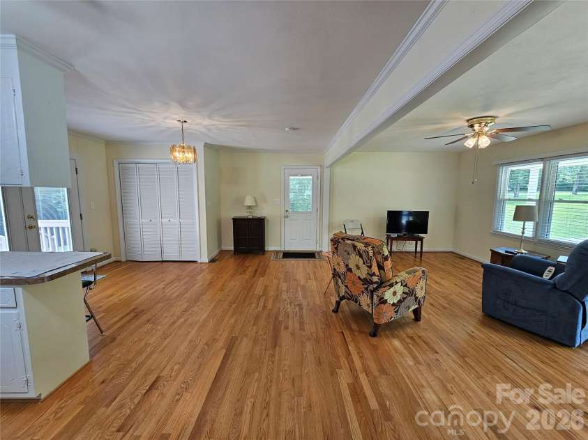 2086 Knight Road, Lancaster, SC 29720.  MLS# CAR4387842, YatesRealty ID 26874. 