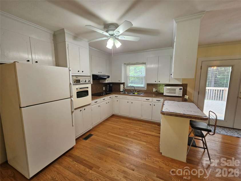 2086 Knight Road, Lancaster, SC 29720.  MLS# CAR4387842, YatesRealty ID 26874. 