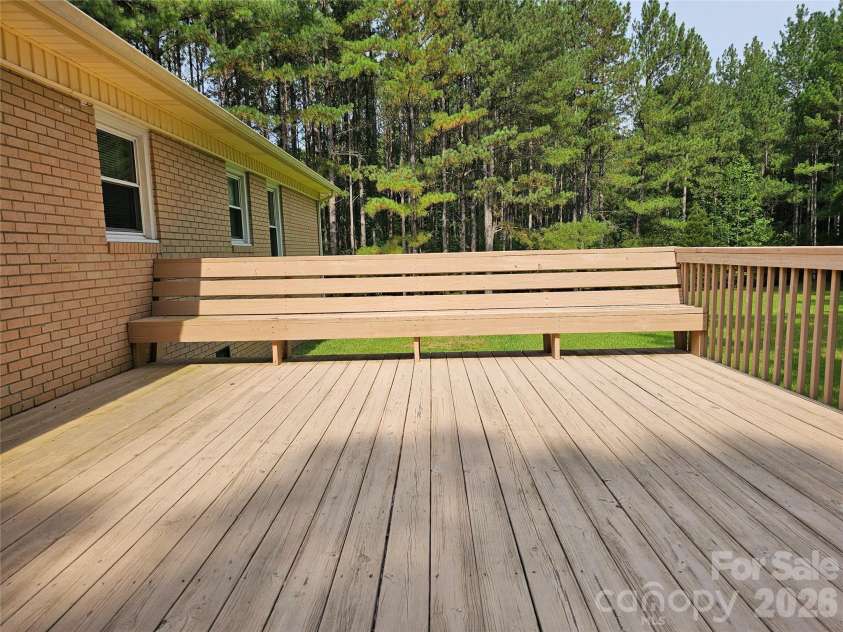 2086 Knight Road, Lancaster, SC 29720.  MLS# CAR4387842, YatesRealty ID 26874. 