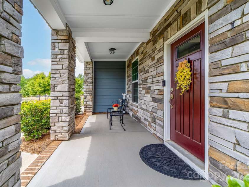 732 Wood Lily Drive, Belmont, NC 28012.  MLS# CAR4271316, YatesRealty ID 26874. 