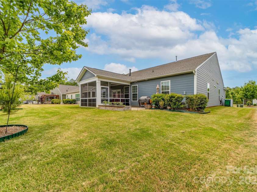 732 Wood Lily Drive, Belmont, NC 28012.  MLS# CAR4271316, YatesRealty ID 26874. 