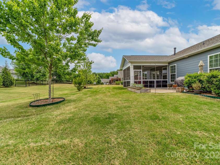 732 Wood Lily Drive, Belmont, NC 28012.  MLS# CAR4271316, YatesRealty ID 26874. 