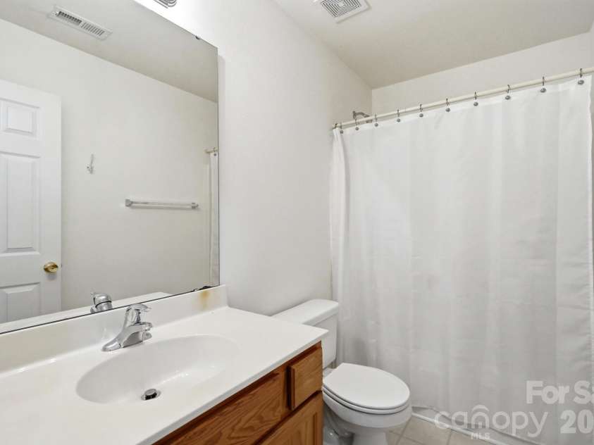 4225 Hogan Lane, Fort Mill, SC 29707.  MLS# CAR4385941, YatesRealty ID 26876. 