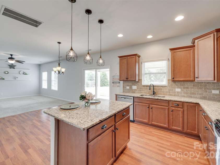 1412 Afternoon Sun Road, Matthews, NC 28104.  MLS# CAR4259106, YatesRealty ID 26877. 