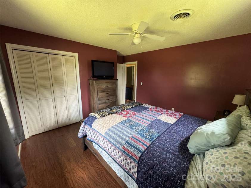 136 Christopher Road, Marion, NC 28752.  MLS# CAR4267352, YatesRealty ID 26878. Main bedroom