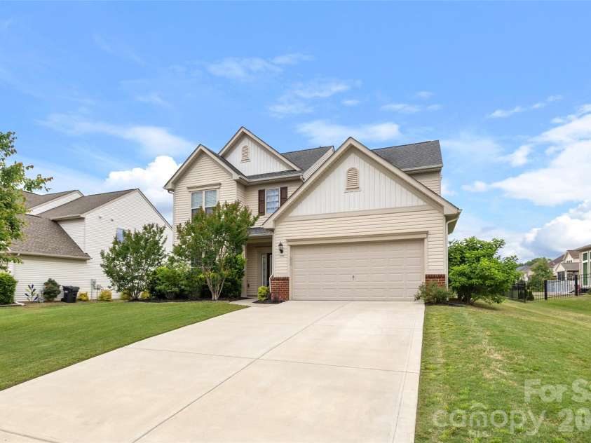 3534 Jumprock Road, Fort Mill, SC 29707.  MLS# CAR4348828, YatesRealty ID 26878. 