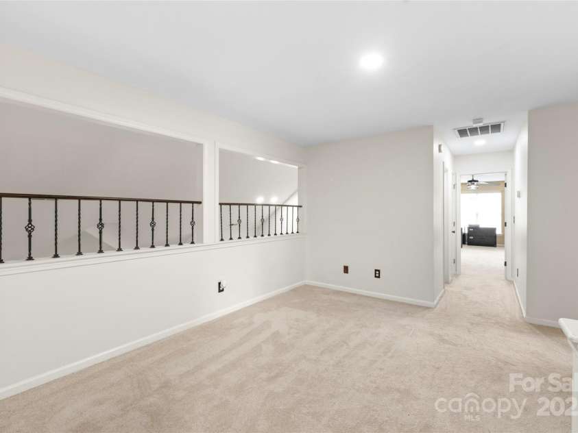 111 Harris Farm Road, Mooresville, NC 28115.  MLS# CAR4235162, YatesRealty ID 26879. Upstairs Loft