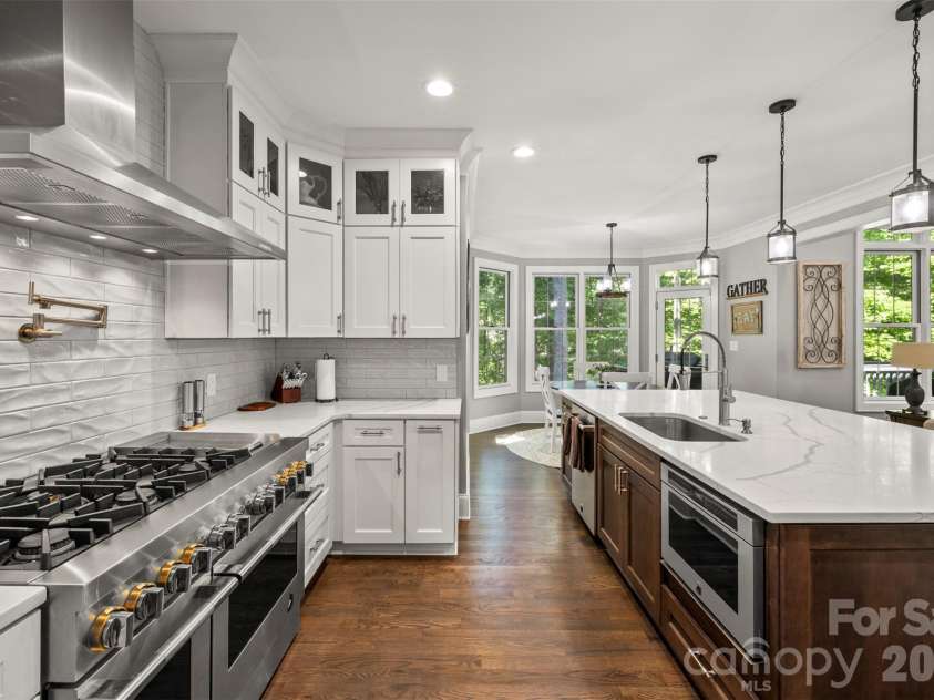 7653 Juniper Lane, Denver, NC 28037.  MLS# CAR4383486, YatesRealty ID 26879. JennAir Gas Range