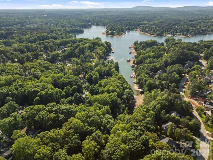 7653 Juniper Lane, Denver, NC 28037.  MLS# CAR4383486, YatesRealty ID 26879. Lake