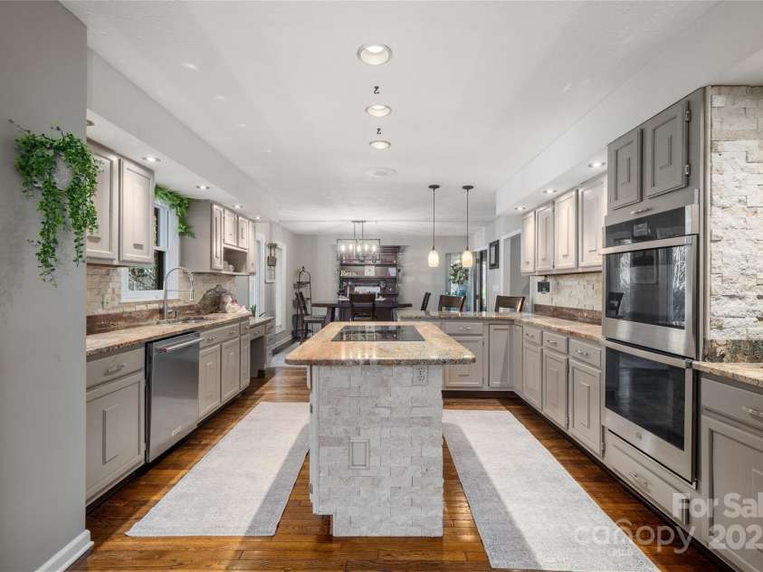 113 Pait Drive, Hendersonville, NC 28791.  MLS# CAR4218353, YatesRealty ID 2688. Cook's dream kitchen with lots of counter space