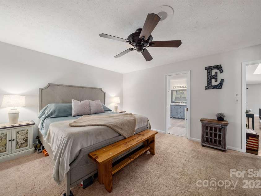 113 Pait Drive, Hendersonville, NC 28791.  MLS# CAR4218353, YatesRealty ID 2688. Primary bedroom on main level