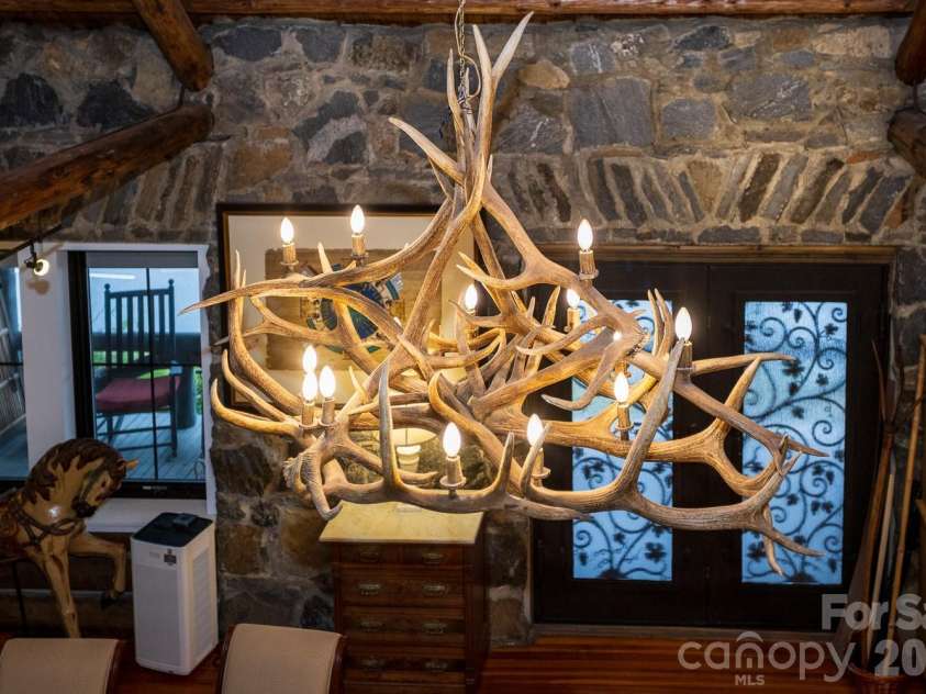 15 Chestnut Street, Tryon, NC 28782.  MLS# CAR4336651, YatesRealty ID 2688. 