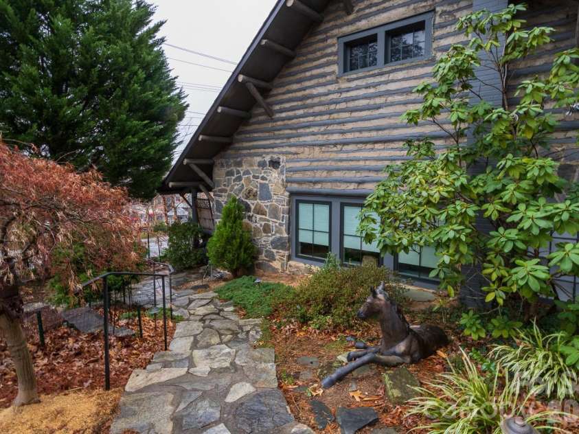 15 Chestnut Street, Tryon, NC 28782.  MLS# CAR4336651, YatesRealty ID 2688. 