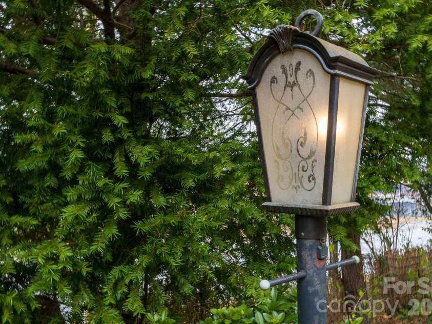 15 Chestnut Street, Tryon, NC 28782.  MLS# CAR4336651, YatesRealty ID 2688. 