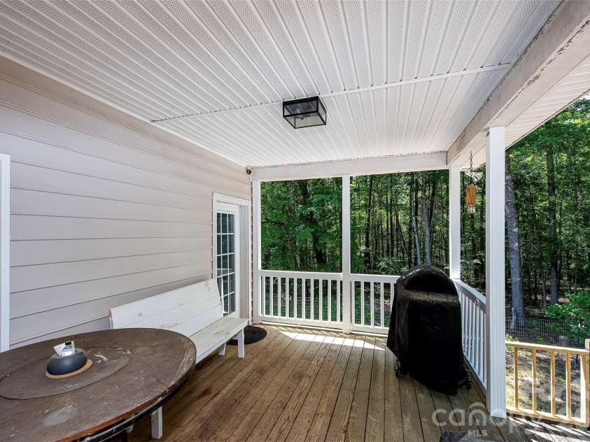 719 Phillipstown Road, Kershaw, SC 29067.  MLS# CAR4365888, YatesRealty ID 26880. Covered Back Porch