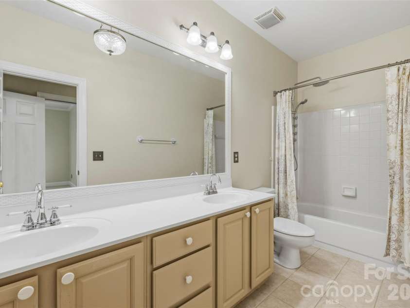 2608 Saintfield Place, Charlotte, NC 28270.  MLS# CAR4405405, YatesRealty ID 26881. 