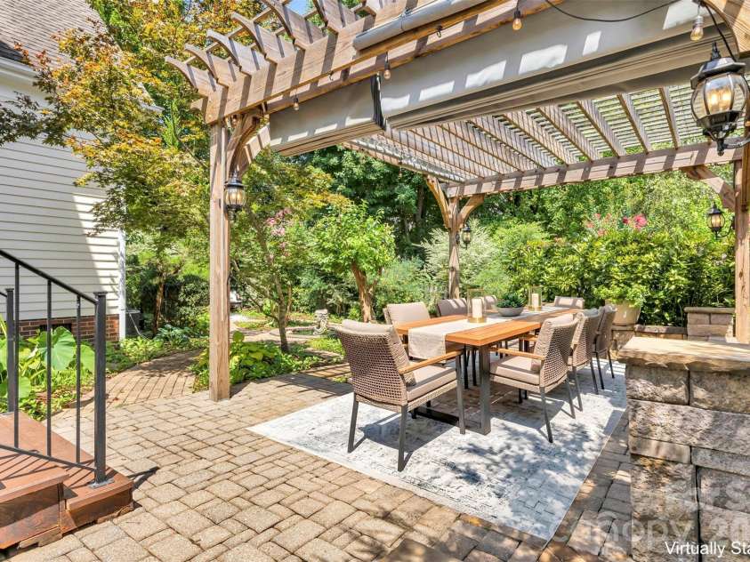 2608 Saintfield Place, Charlotte, NC 28270.  MLS# CAR4405405, YatesRealty ID 26881. 