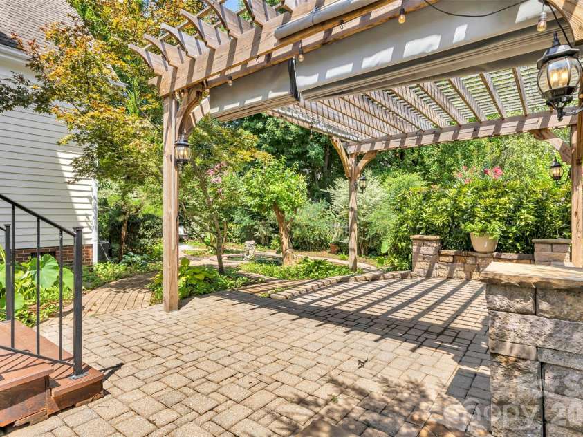 2608 Saintfield Place, Charlotte, NC 28270.  MLS# CAR4405405, YatesRealty ID 26881. 