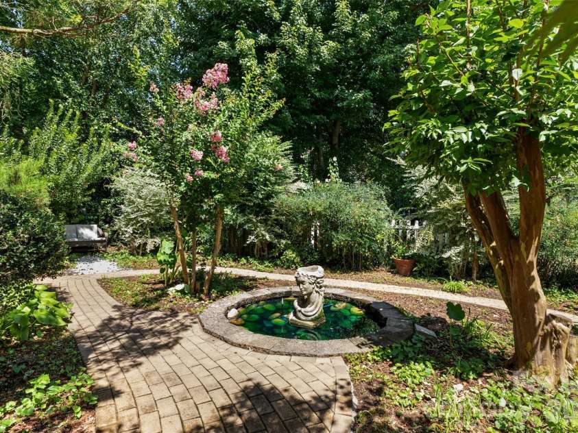 2608 Saintfield Place, Charlotte, NC 28270.  MLS# CAR4405405, YatesRealty ID 26881. 