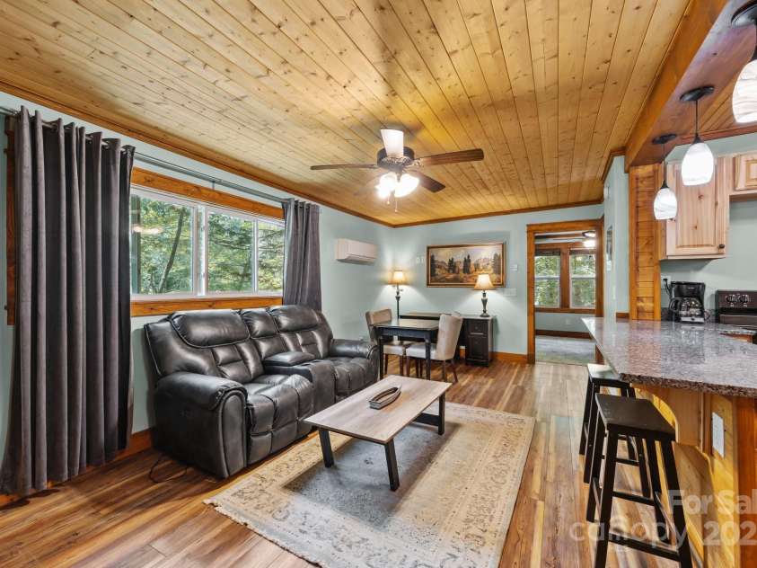 10 Lakemont Cottage Trail, Flat Rock, NC 28731.  MLS# CAR4270576, YatesRealty ID 26882. 