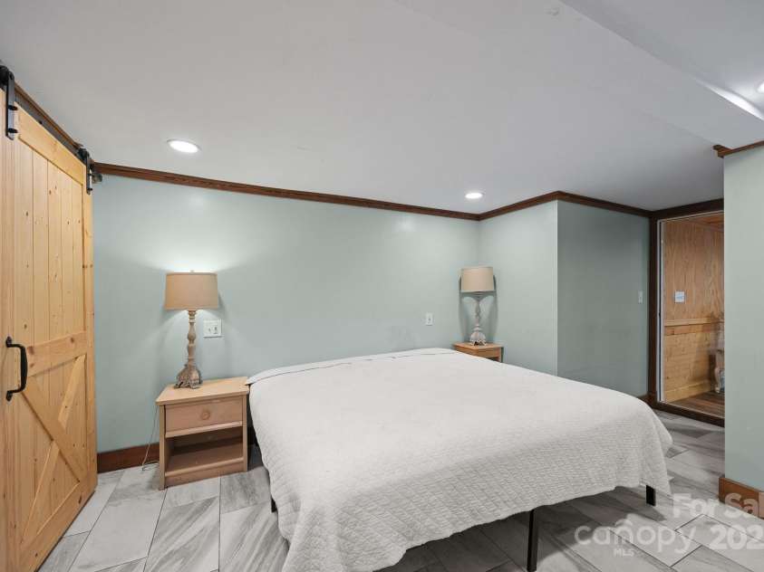 10 Lakemont Cottage Trail, Flat Rock, NC 28731.  MLS# CAR4270576, YatesRealty ID 26882. 