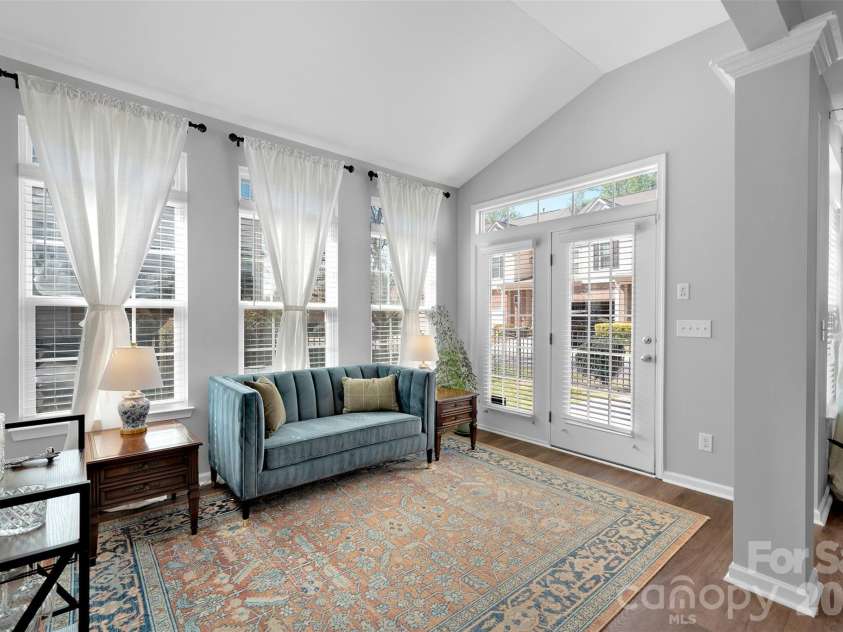 3353 Park South Station Boulevard, Charlotte, NC 28210.  MLS# CAR4364169, YatesRealty ID 26882. Office