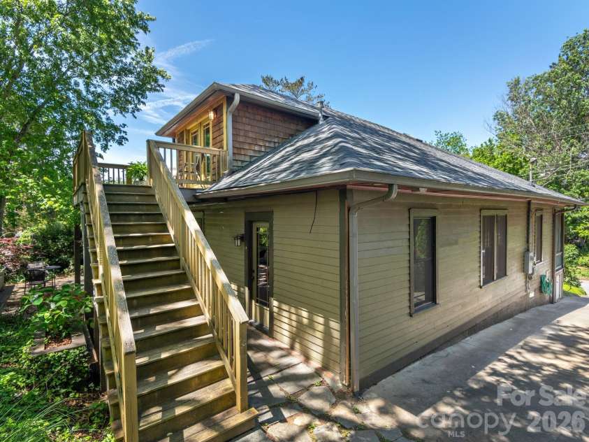 15 Hillside Street, Asheville, NC 28801.  MLS# CAR4350045, YatesRealty ID 26883. Access upper deck from the back driveway
