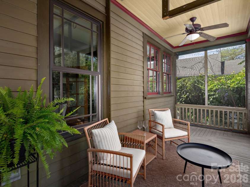 15 Hillside Street, Asheville, NC 28801.  MLS# CAR4350045, YatesRealty ID 26883. Front Porch