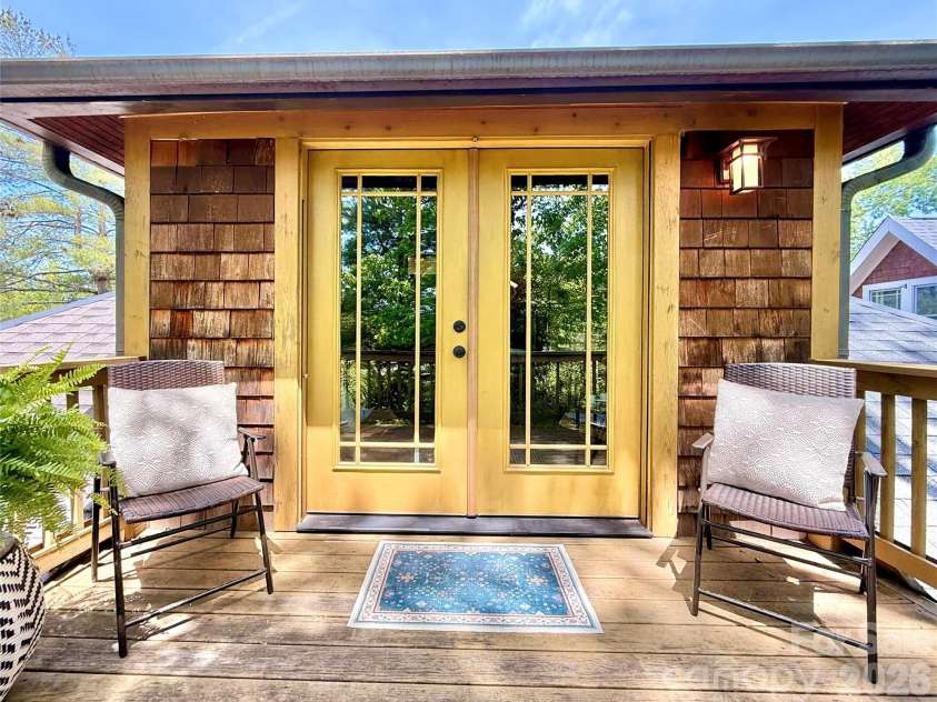 15 Hillside Street, Asheville, NC 28801.  MLS# CAR4350045, YatesRealty ID 26883. Upper Deck off owner suite 