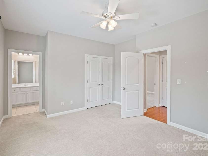 11335 Wescott Hill Drive, Huntersville, NC 28078.  MLS# CAR4270879, YatesRealty ID 26884. 