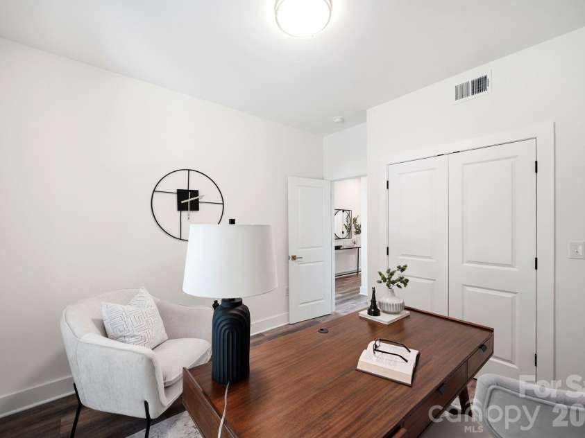 1731 Deer Street, Charlotte, NC 28214.  MLS# CAR4358508, YatesRealty ID 26885. 