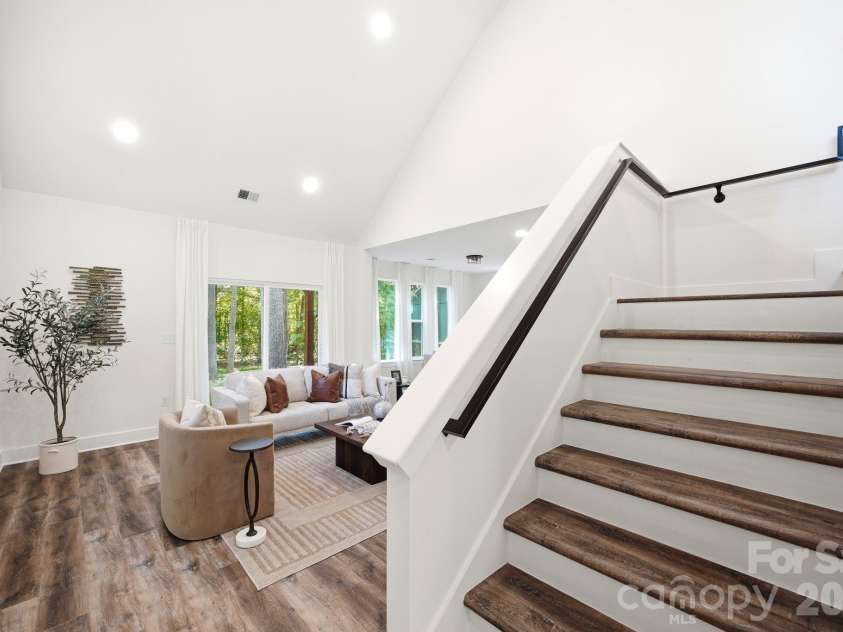1731 Deer Street, Charlotte, NC 28214.  MLS# CAR4358508, YatesRealty ID 26885. 