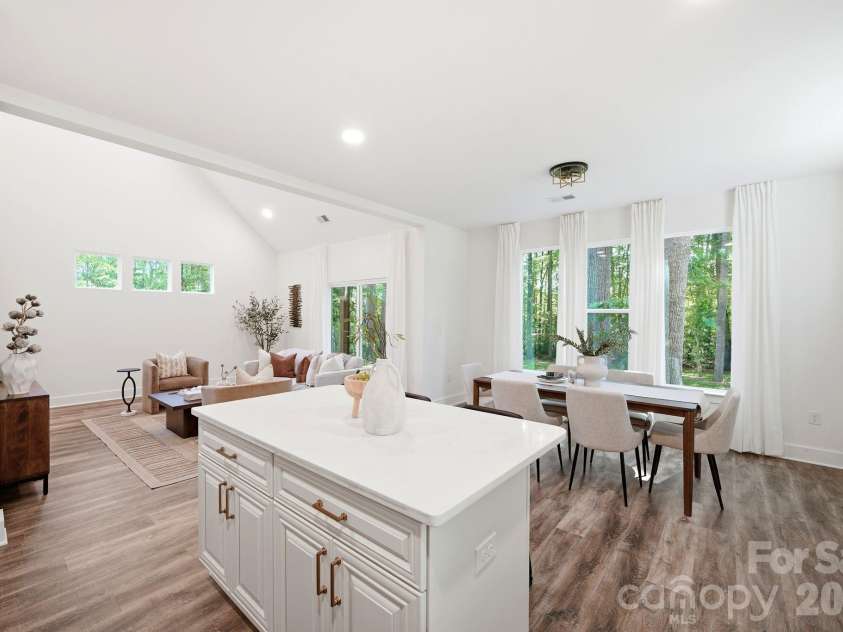 1731 Deer Street, Charlotte, NC 28214.  MLS# CAR4358508, YatesRealty ID 26885. 