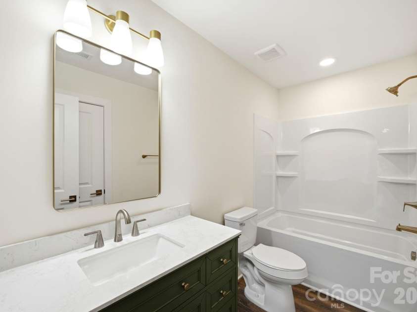 1731 Deer Street, Charlotte, NC 28214.  MLS# CAR4358508, YatesRealty ID 26885. 