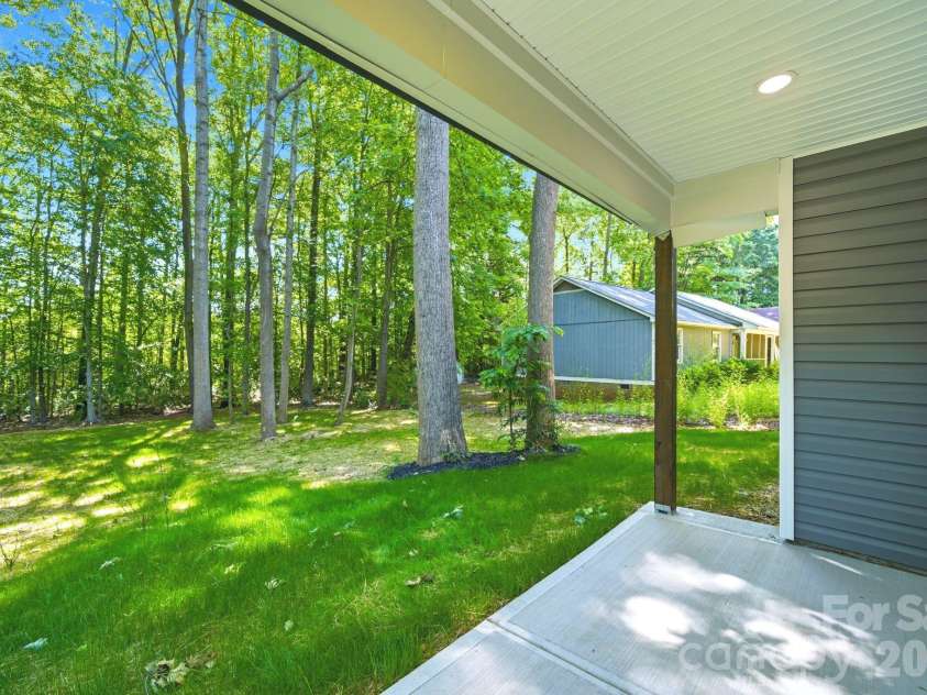 1731 Deer Street, Charlotte, NC 28214.  MLS# CAR4358508, YatesRealty ID 26885. 
