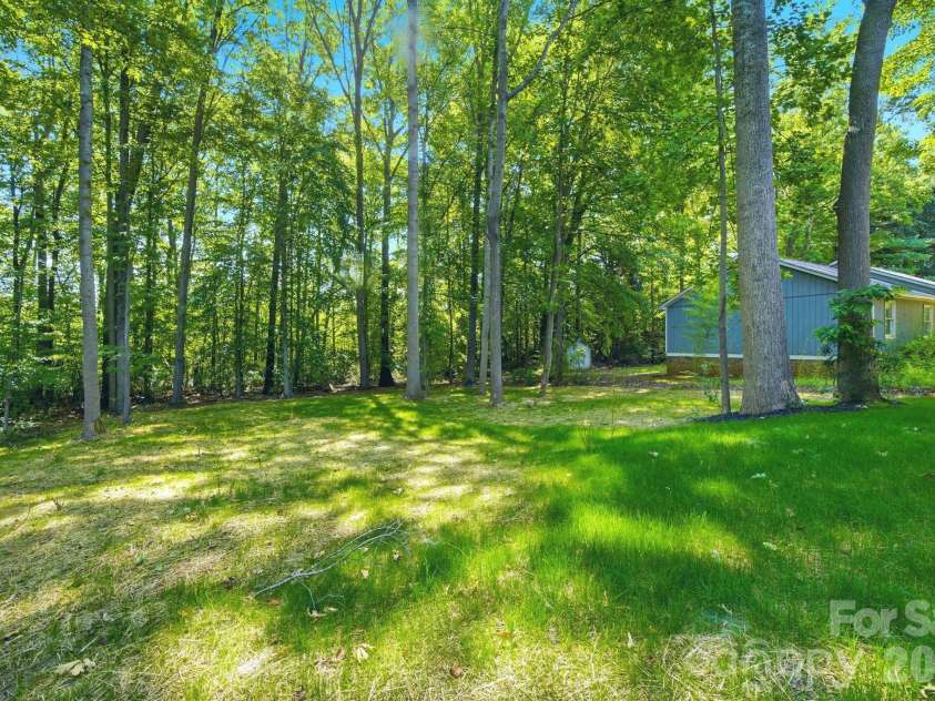 1731 Deer Street, Charlotte, NC 28214.  MLS# CAR4358508, YatesRealty ID 26885. 