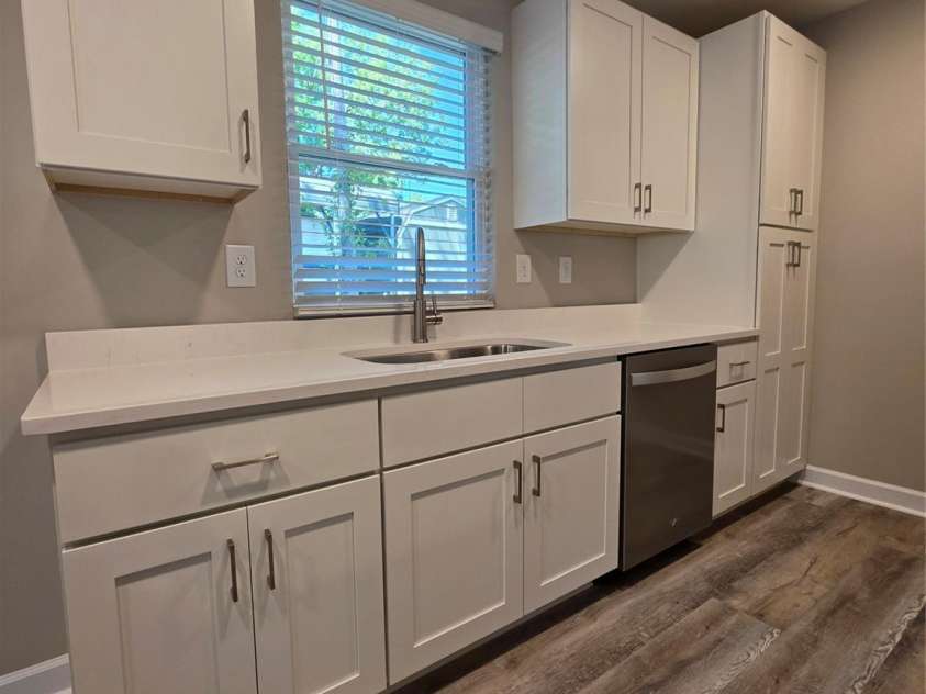 810 Long Street, Albemarle, NC 28001.  MLS# CAR4345624, YatesRealty ID 26887. 