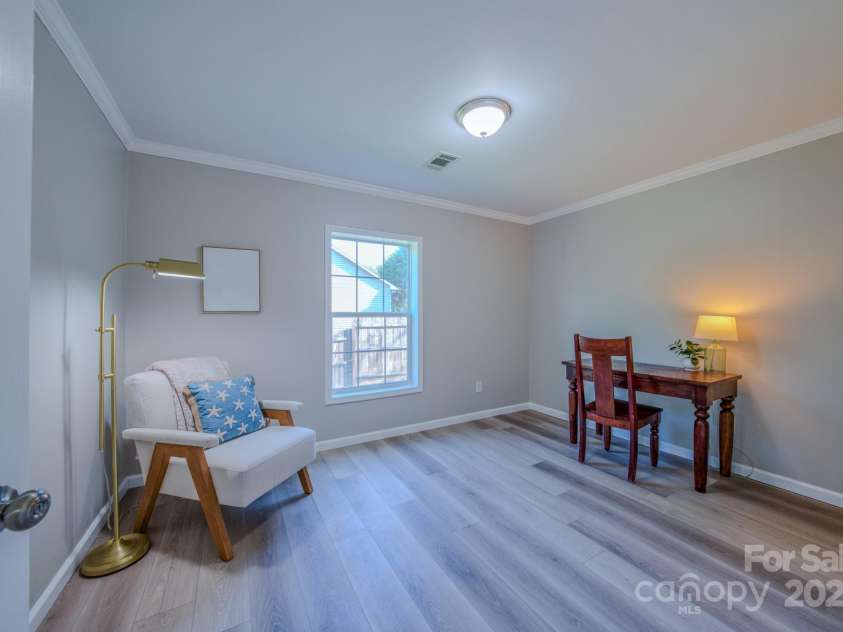 19 New Liberty Road, Leicester, NC 28748.  MLS# CAR4278479, YatesRealty ID 26888. 2nd Guest Bedroom