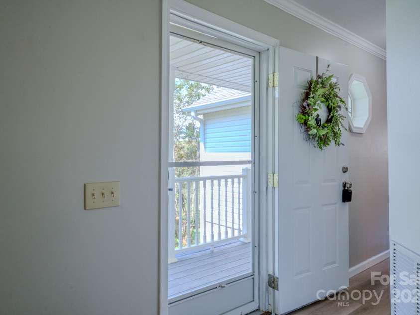 19 New Liberty Road, Leicester, NC 28748.  MLS# CAR4278479, YatesRealty ID 26888. 