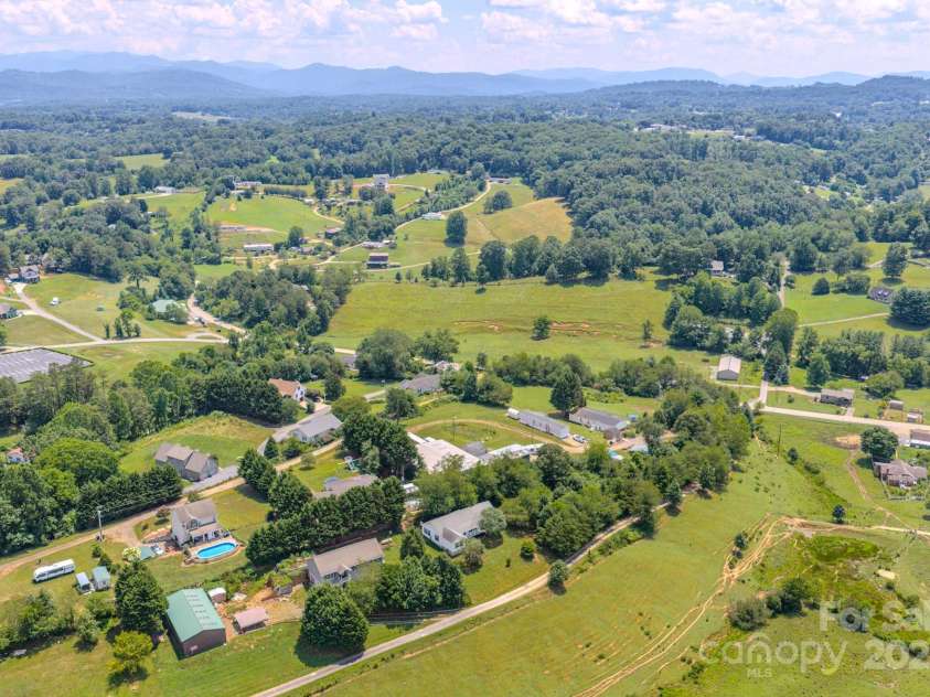19 New Liberty Road, Leicester, NC 28748.  MLS# CAR4278479, YatesRealty ID 26888. 