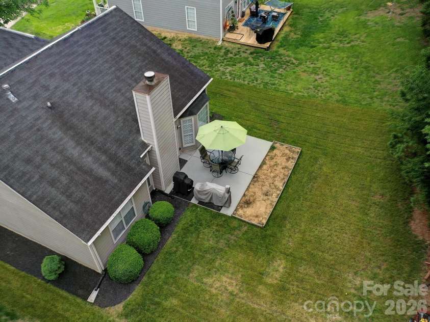 3102 Mintleaf Drive, Charlotte, NC 28269.  MLS# CAR4375220, YatesRealty ID 26888. 