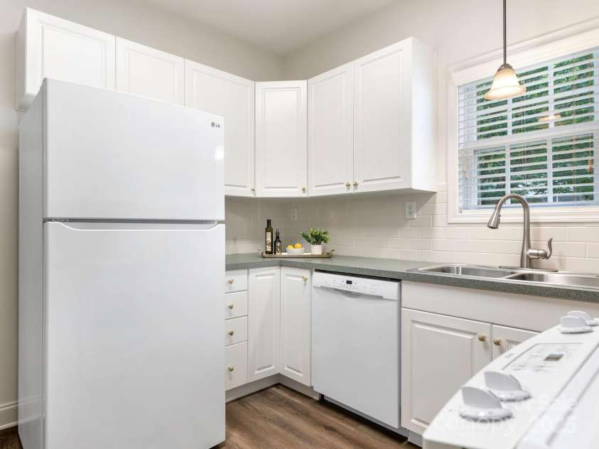 13220 Old Compton Court, Pineville, NC 28134.  MLS# CAR4277466, YatesRealty ID 26889. 