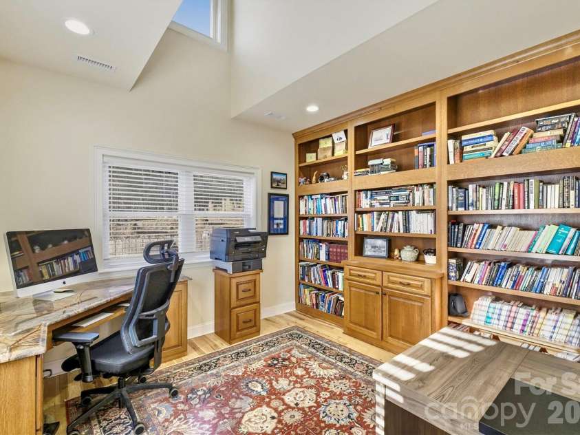 1510 Royal Lane, Lenoir, NC 28645.  MLS# CAR4401984, YatesRealty ID 2689. 