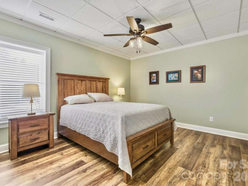 1510 Royal Lane, Lenoir, NC 28645.  MLS# CAR4401984, YatesRealty ID 2689. 