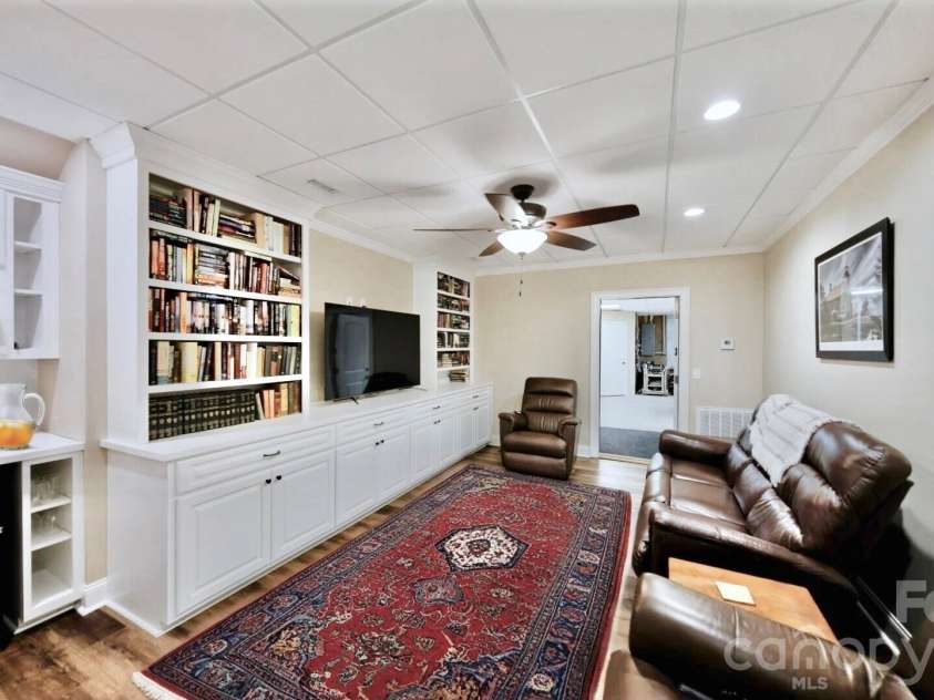 1510 Royal Lane, Lenoir, NC 28645.  MLS# CAR4401984, YatesRealty ID 2689. 