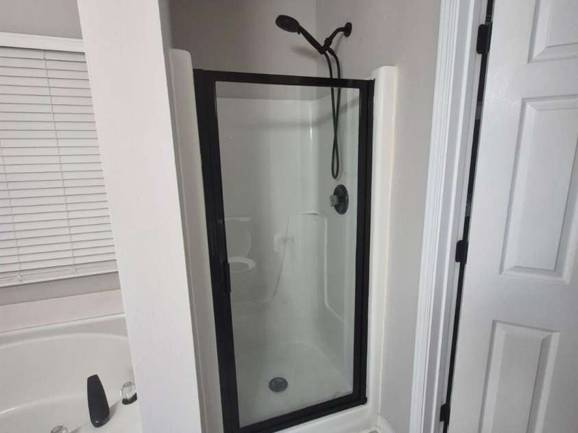 17300 Commons Crossing Drive, Charlotte, NC 28277.  MLS# CAR4333301, YatesRealty ID 2689. 