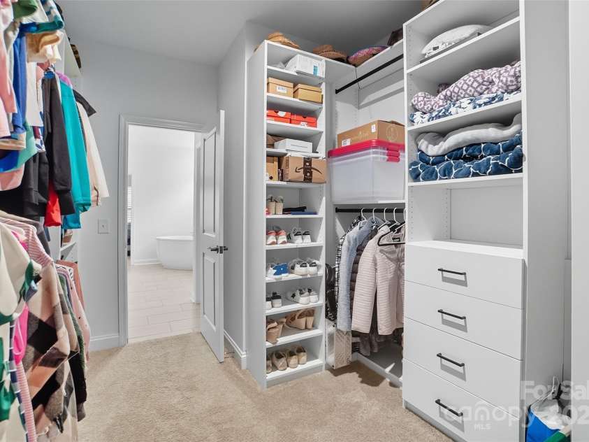 1224 Regions Boulevard, Fort Mill, SC 29707.  MLS# CAR4310466, YatesRealty ID 26890. 