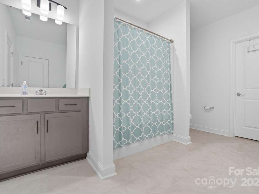 1224 Regions Boulevard, Fort Mill, SC 29707.  MLS# CAR4310466, YatesRealty ID 26890. 