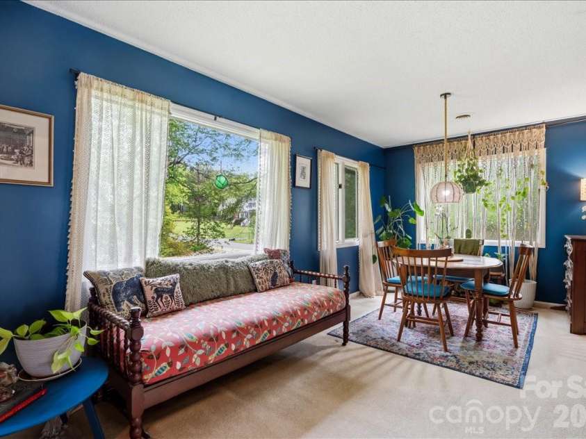 16 Woodsong Lane, Brevard, NC 28712.  MLS# CAR4378122, YatesRealty ID 26891. 